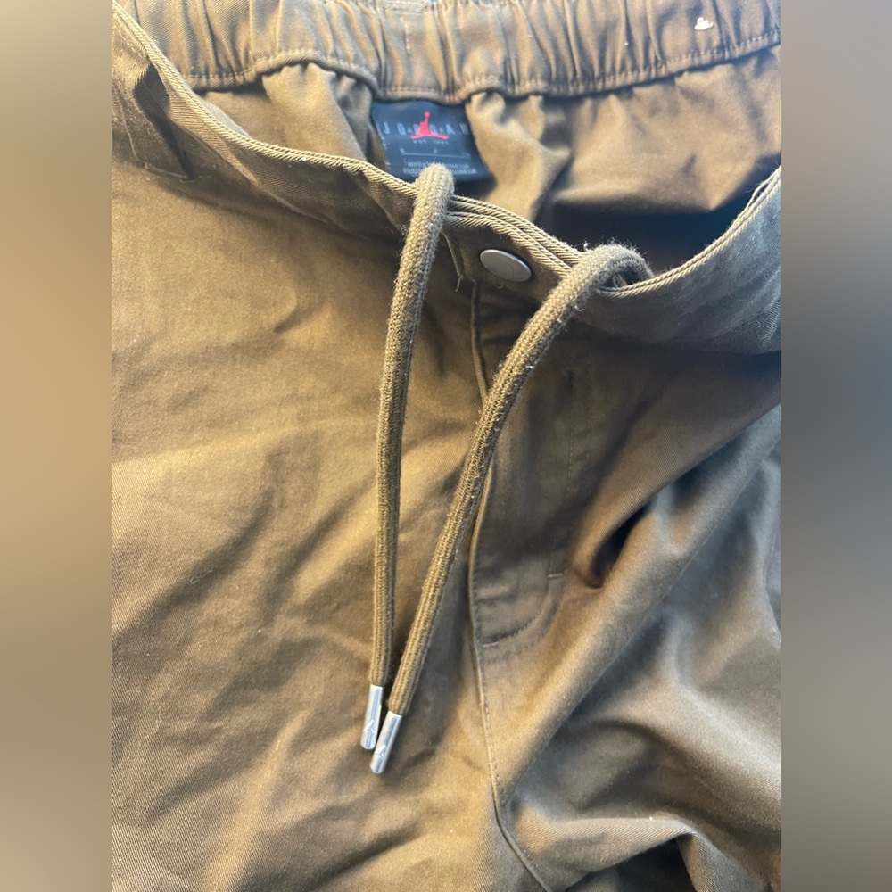 Nike Air Jordan Essentials Utility Cargo Pants color Desert Mens Size Small - Picture 11 of 15
